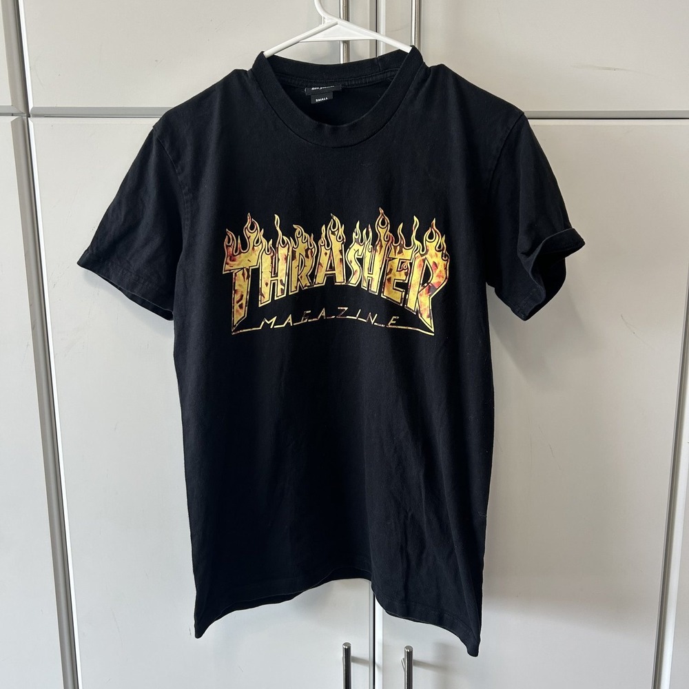 Thrasher Magazine Flame Logo Graphic T-Shirt Black Small Skateboarding Tee